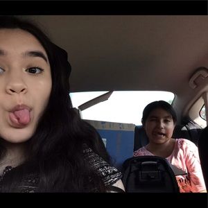 Meet your Posher, Olivia